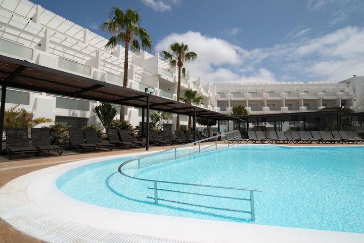 Pool 83 of 313