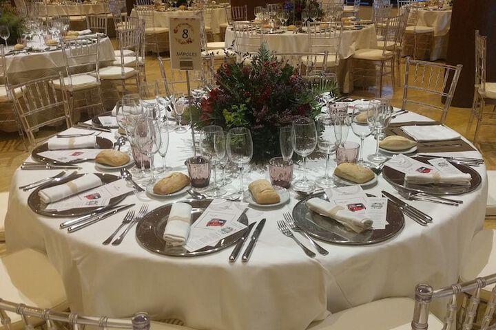 Dining 44 of 97