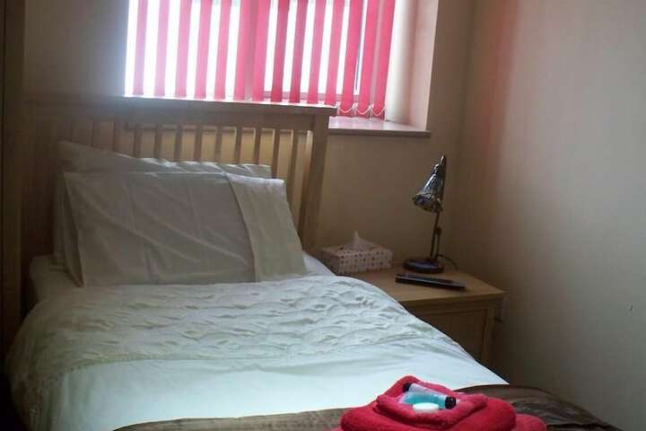 Room 13 of 21