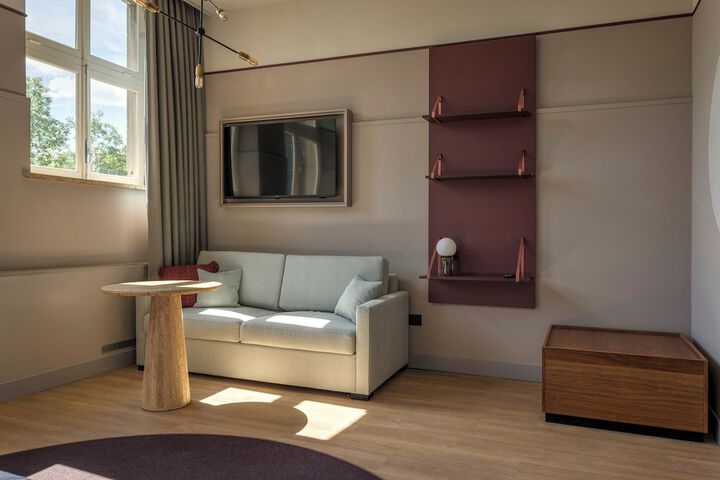 Room 5 of 51
