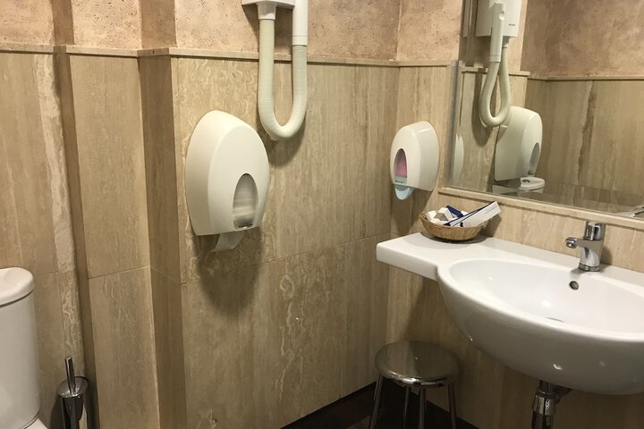 Room 50 of 56