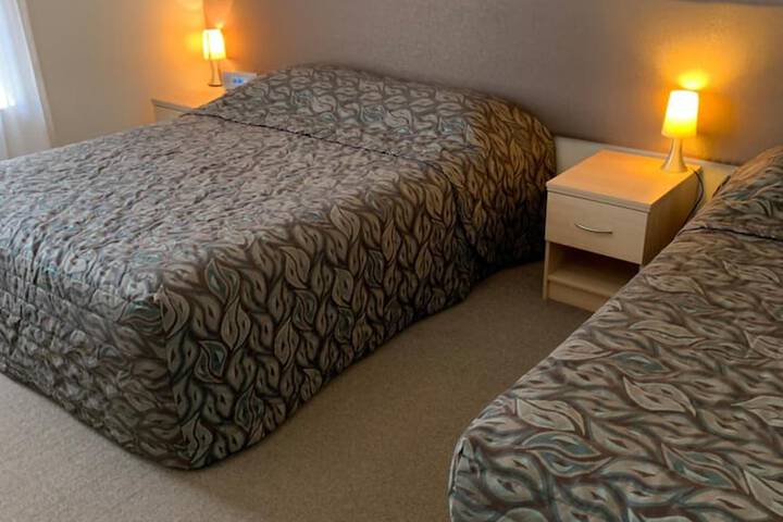 Room 10 of 24