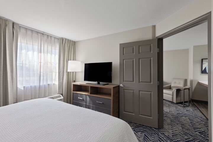Room 14 of 39
