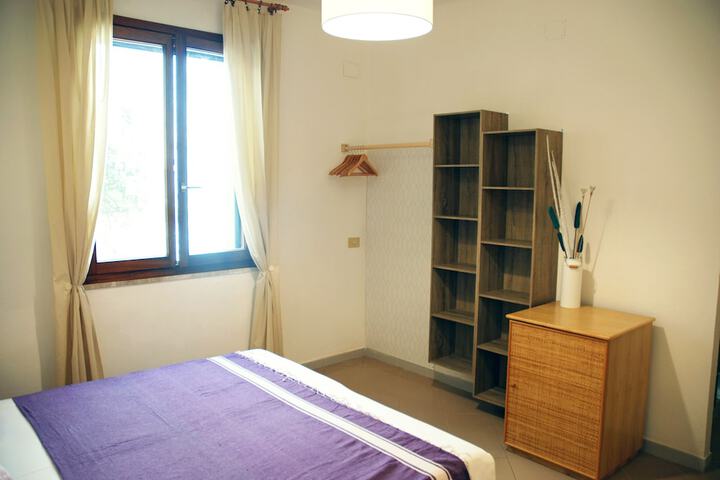 Room 32 of 59