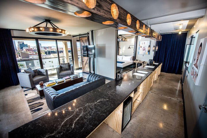 Private kitchenette