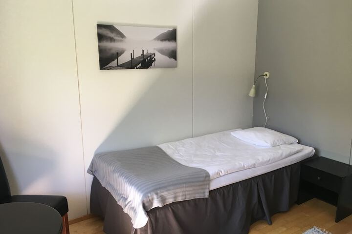 Room 8 of 53