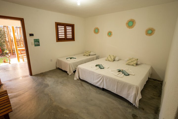 Room 25 of 43