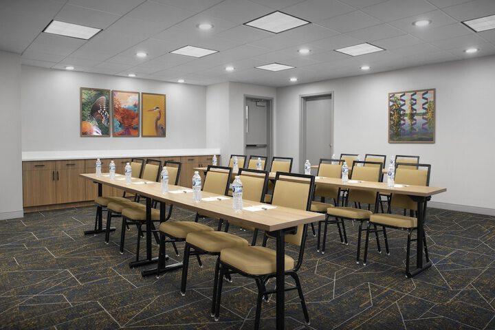 Meeting facility