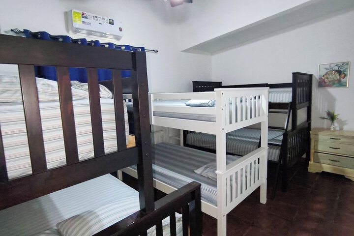 Room 4 of 50