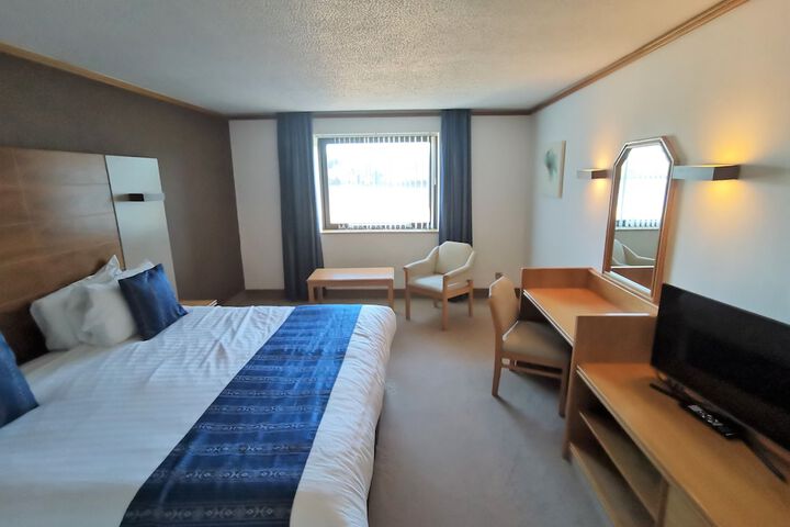 Room 14 of 68