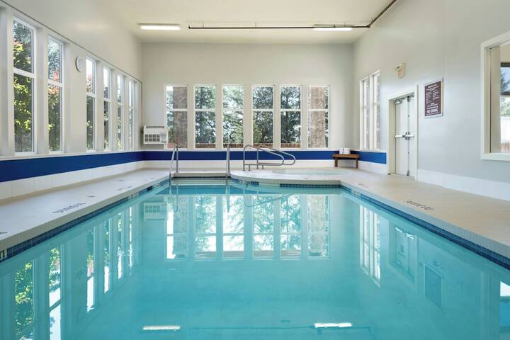 Pool 32 of 59