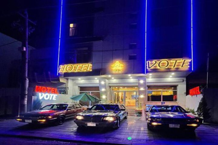 VOTE HOTEL