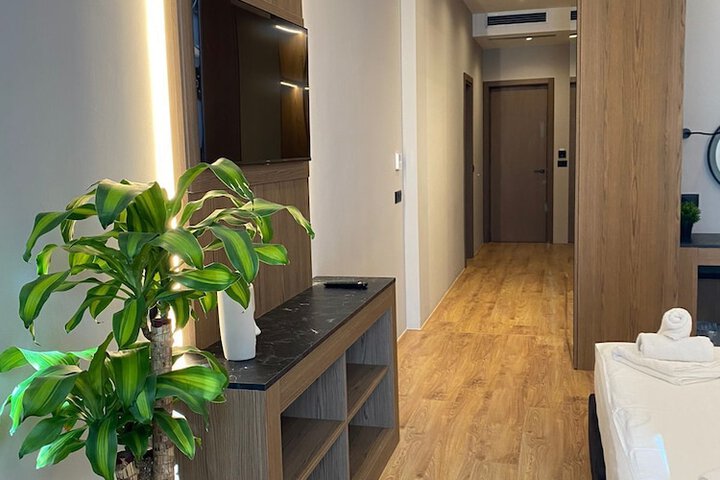 Room 19 of 71