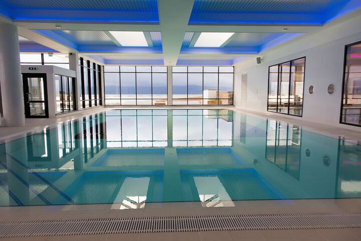 Pool 66 of 104