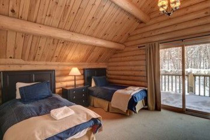 Room 6 of 27