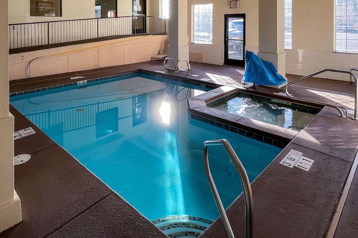 Pool 42 of 64