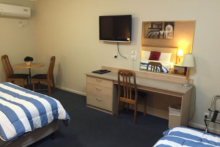 Room 8 of 45