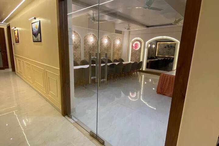 Hotel liyan inn in Kanpur