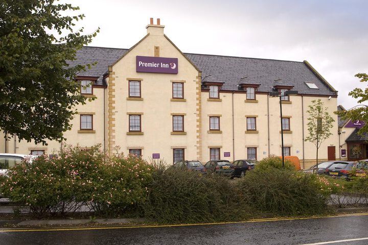 Exterior of Premier Inn Edinburgh A1 - Newcraighall