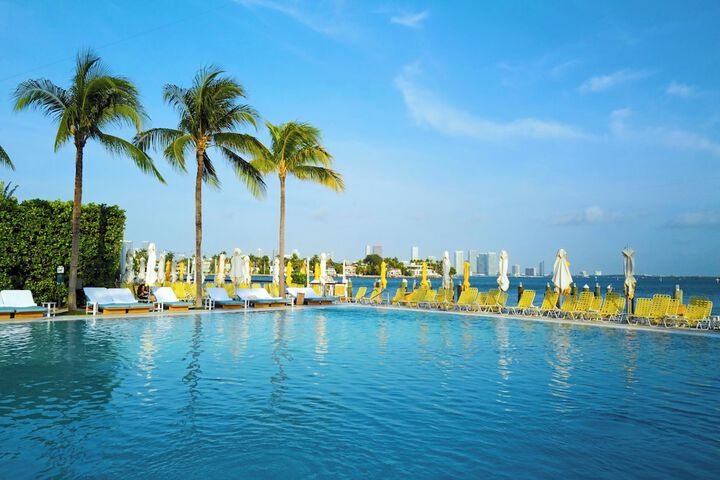 Infinity pool