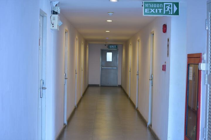 Ballroom/Hall 21 of 24