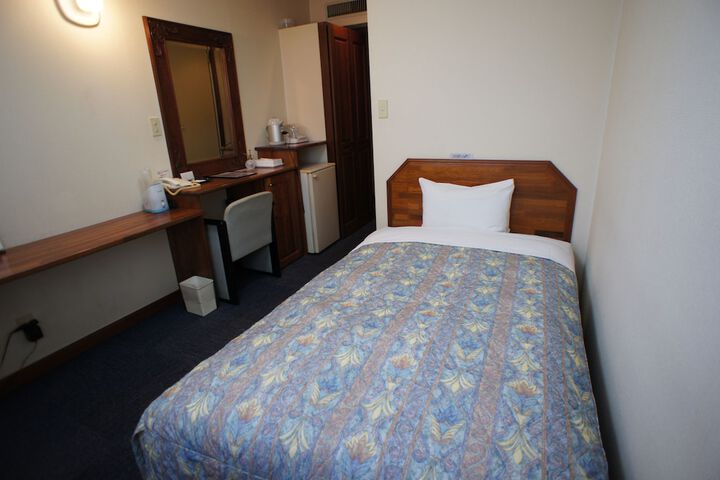 Room 8 of 45