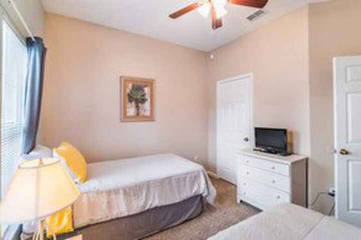 Room 13 of 24