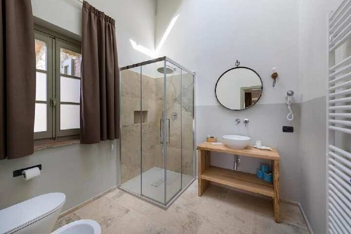 Room 20 of 52