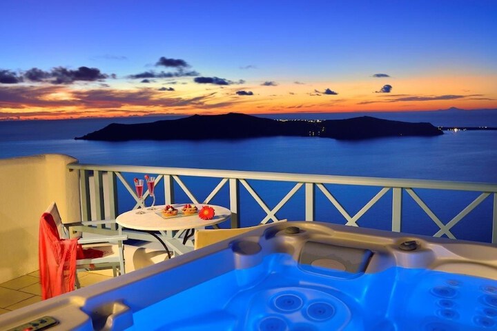 Hot Tub 47 of 61