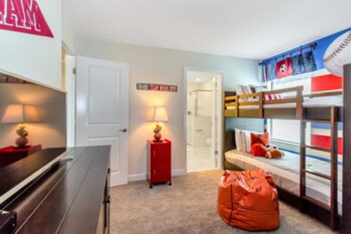Room 42 of 53