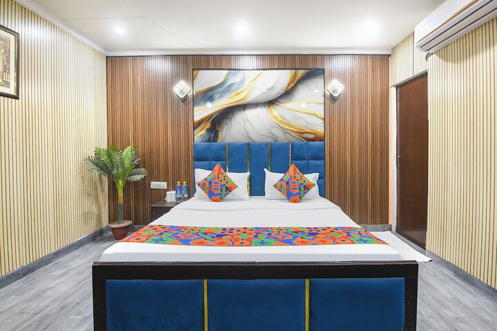 Room 14 of 31