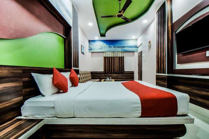Room 8 of 21