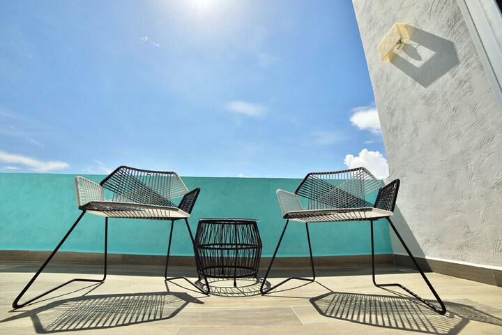 Terrace/Patio 20 of 34