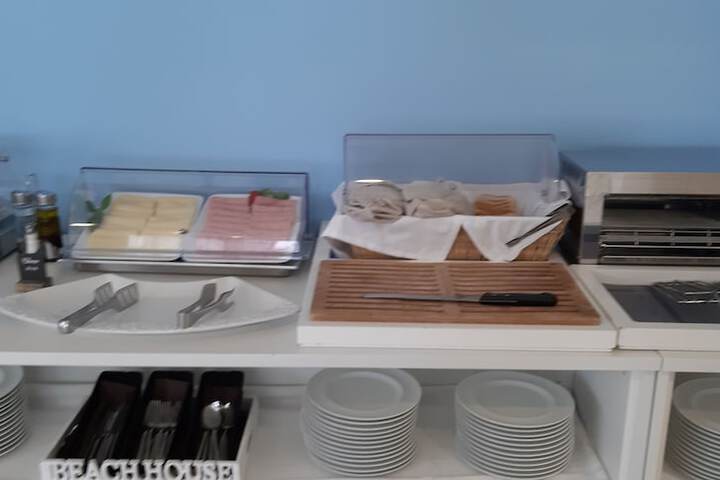 Breakfast/Coffee Service 74 of 108