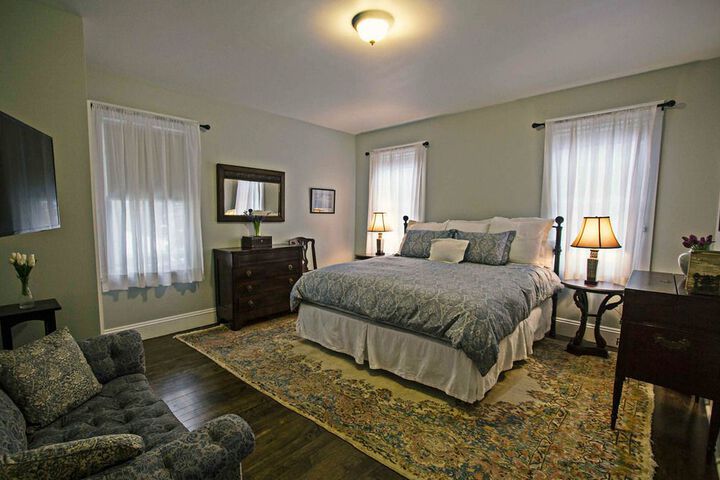 Room 32 of 75