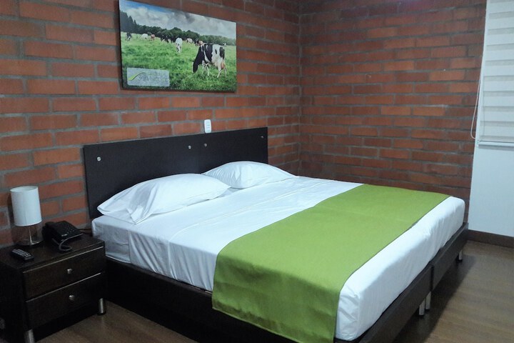 Room 10 of 46