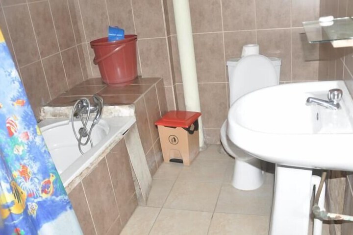 Room 8 of 20