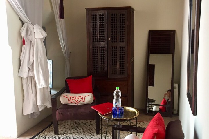 Room 13 of 189