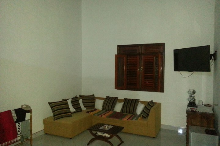 Room 8 of 46
