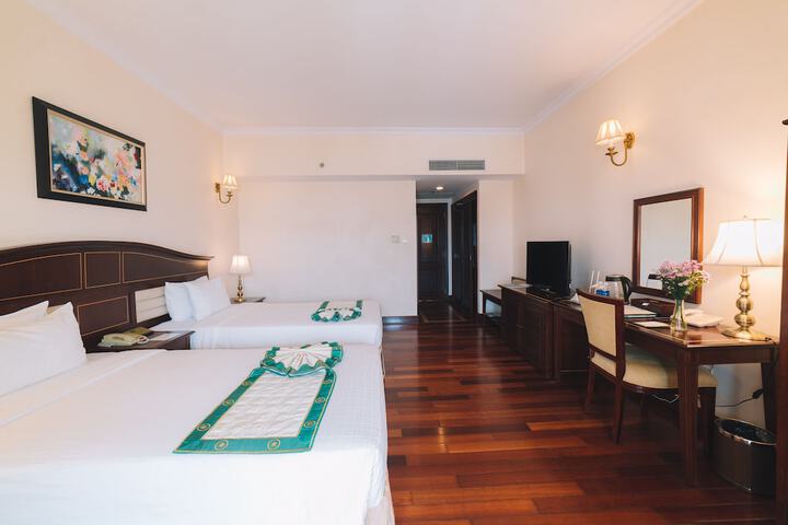 Room 17 of 45