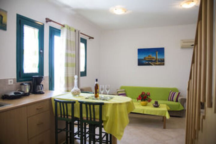 Room 15 of 28