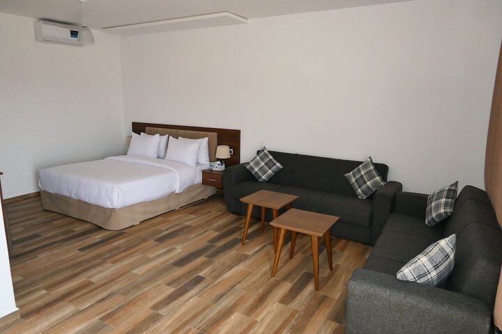 Room 8 of 49