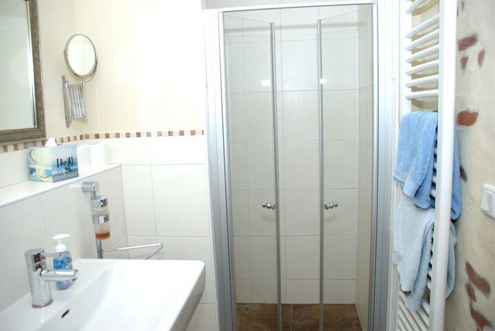 Room 138 of 185