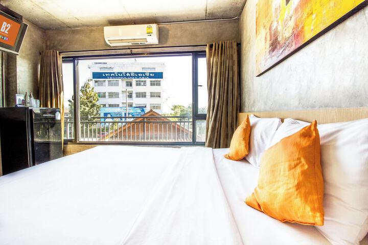 Room 14 of 28