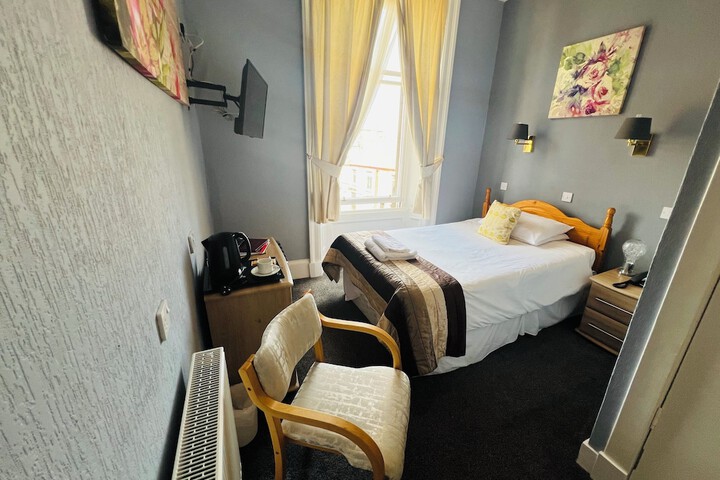 Room 44 of 78