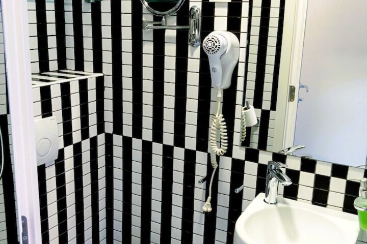Clean Restrooms