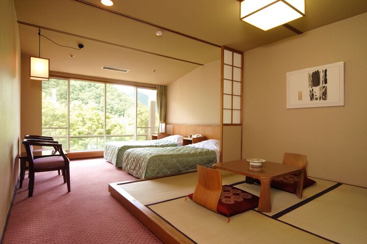 Room 7 of 58