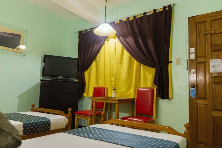 Room 7 of 34