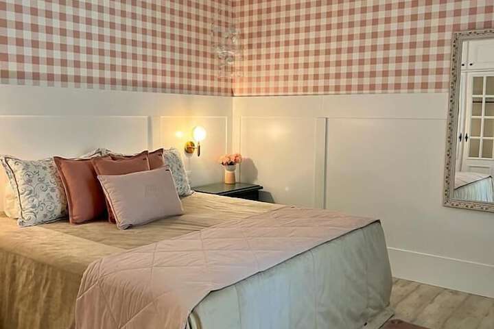 Room 25 of 138