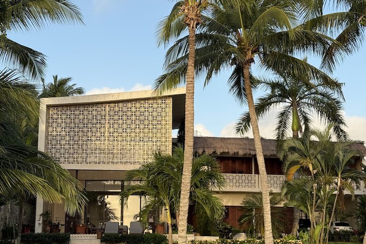 Exterior of Ik Casa Del Viento